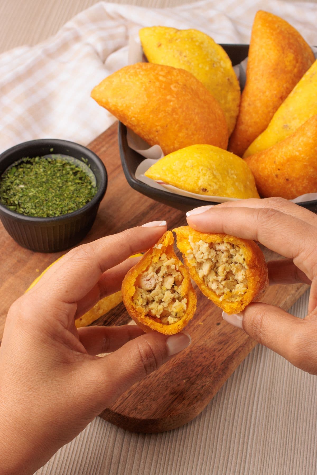 Empanada de maíz de pollo